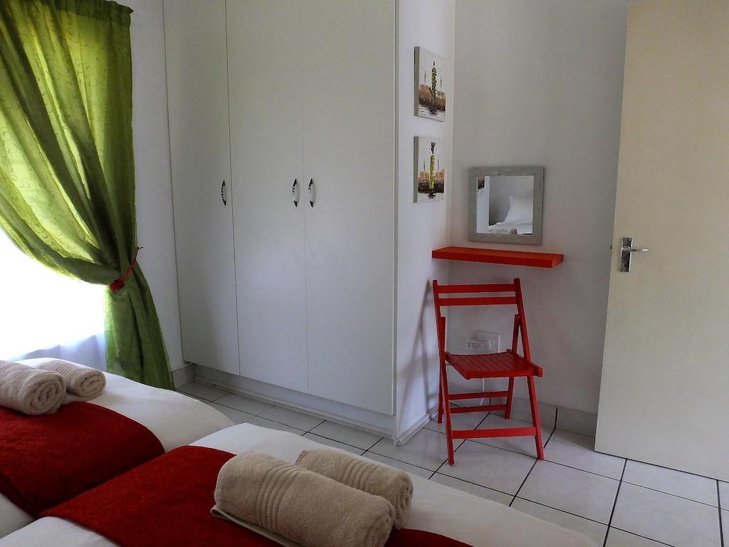 Sunshine Self Catering Apartment Mbombela Bilik gambar